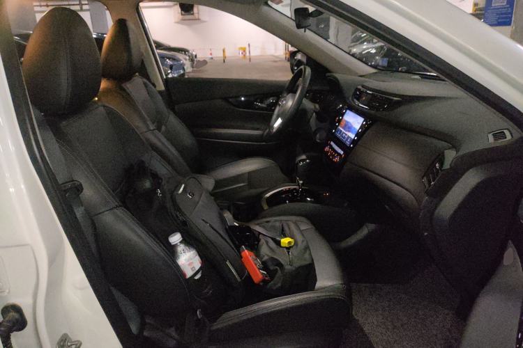 Used Nissan X-Trail 2022 2.0L Two-Wheel Drive Smart Connect & Comfort Edition