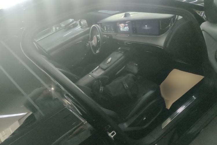 Used VOYAH FREE 2025 318 318 km Rear-Drive Touring Edition Right Front Seat