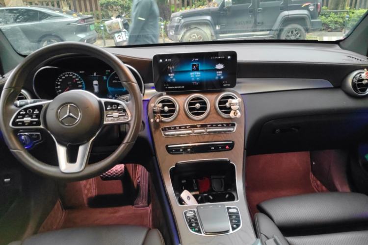 Used Mercedes-Benz GLC 2022 Second Facelift GLC 260 L 4MATIC Luxury Edition
