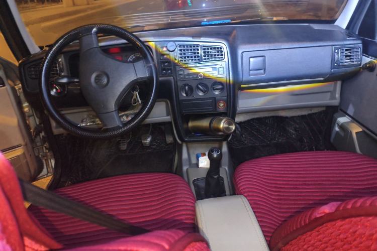 Used Volkswagen Jetta 2010 1.6L Partner