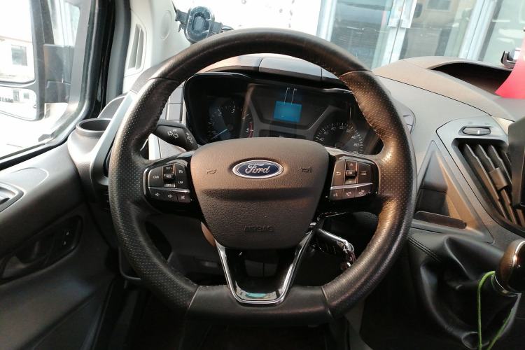 Used Ford Transit 2019 2.0T Diesel Commercial & Travel Mid-axle Mid-roof 9-Seater China VI