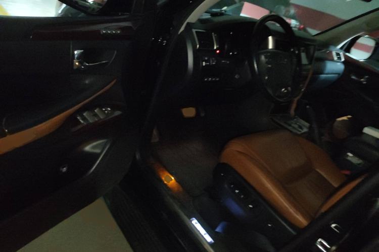 Used Lexus LX 2013 570