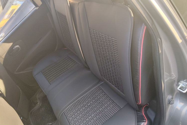 Used Nissan Livina 2015 1.6XE Manual Comfort Edition