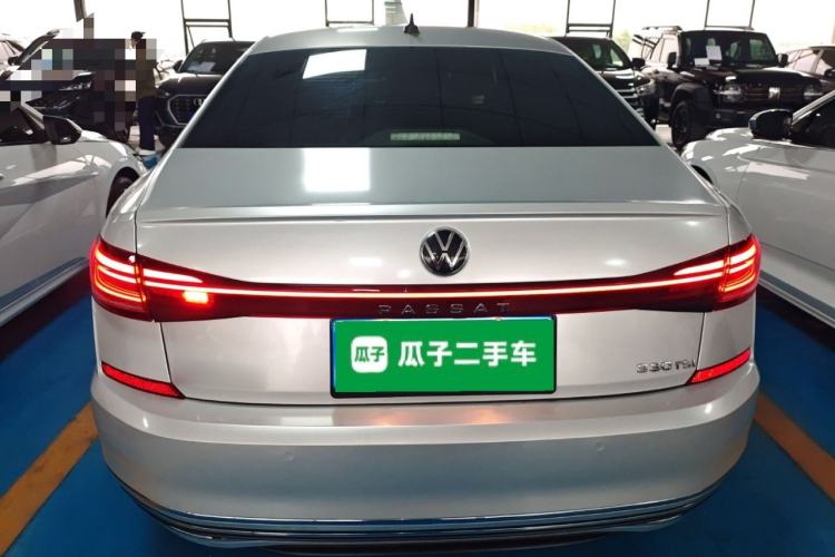 Used Volkswagen Passat 2023 330TSI Starry Elite Edition
