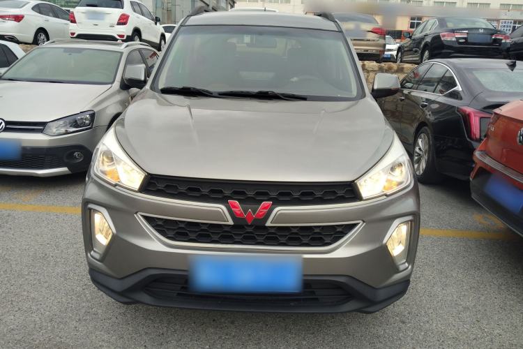 Used Wuling Hongguang S3 2018 1.5T Manual Comfort Model China V Standard
