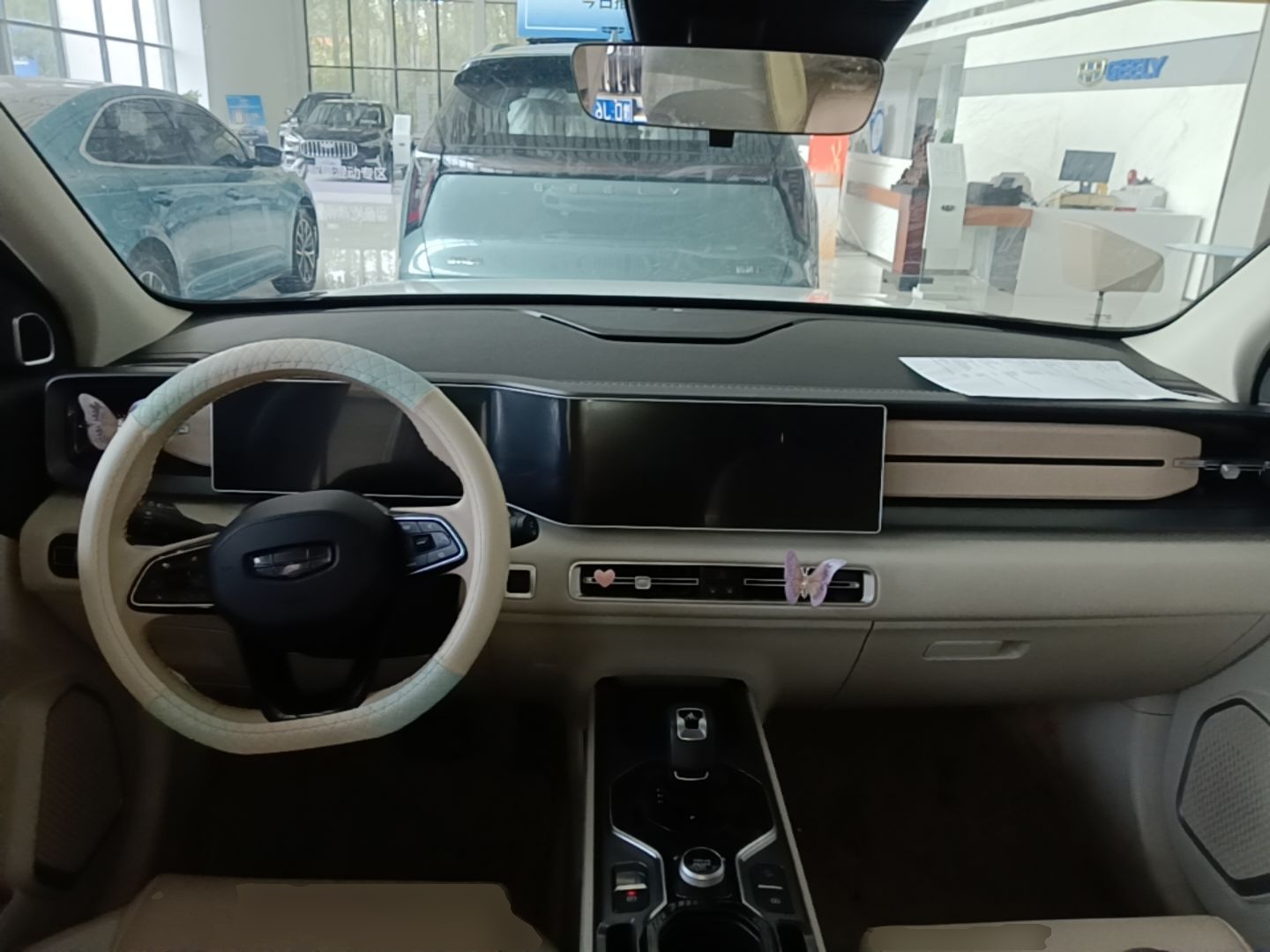 Geely Auto icon 2025 Linglong 1.5TD Ruyi Edition — снимка 12