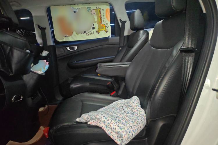 Used Wuling Jiachen 2022 1.5L Manual Comfort Edition
