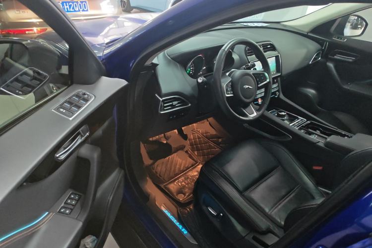 Used Jaguar F-PACE 2019 2.0T Four-Wheel Drive Urban Luxury Edition