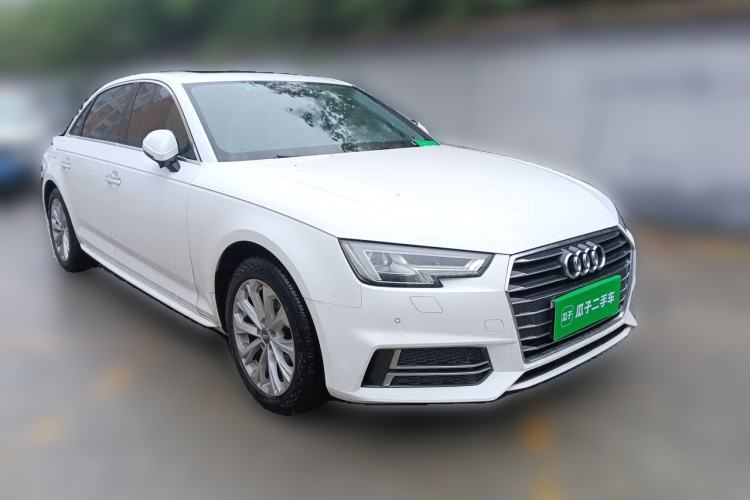 Used Audi A4L 2019 40 TFSI Ambition China VI
