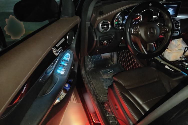 Used Mercedes-Benz GLC 2019 GLC 260 L 4MATIC Dynamic Model