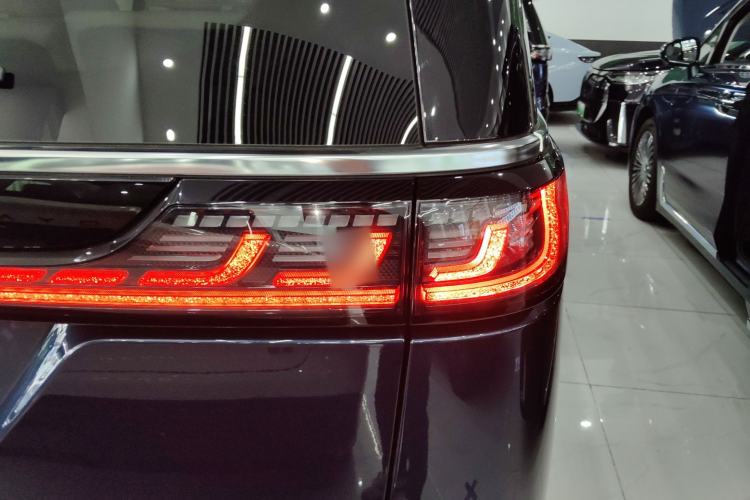 Used VOYAH Dream 2025 PHEV Four-Wheel-Drive Flagship Kunpeng Edition
