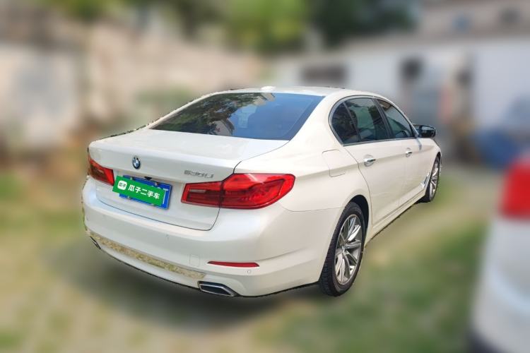 Used BMW 5 Series 2018 528Li Launch Special Edition Rear Right 45 Deg