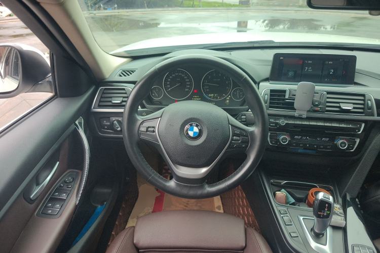 Used BMW 3 Series 2019 320Li Fashion Model Steering Wheel