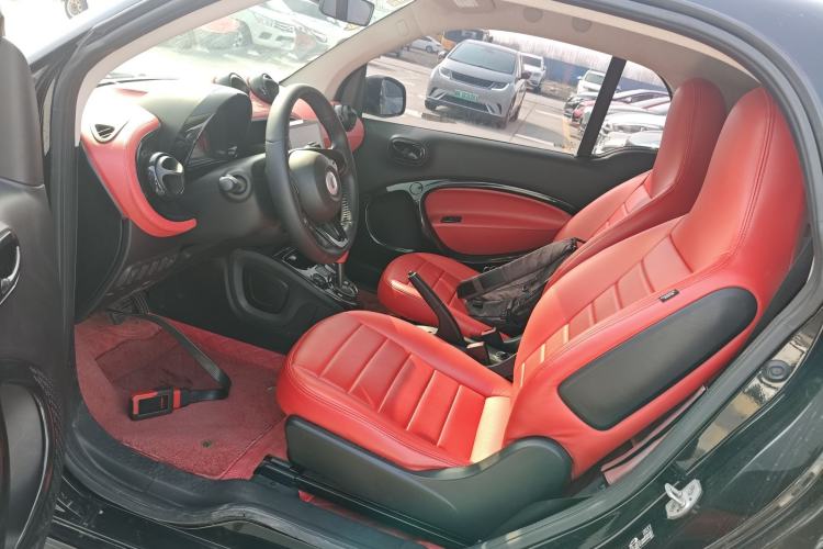 Used smart fortwo 2018 1.0L 52kW Hardtop Dynamic Version China V