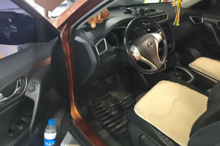 Used Nissan X-Trail 2015 2.0L CVT Comfort MAX Edition 2WD