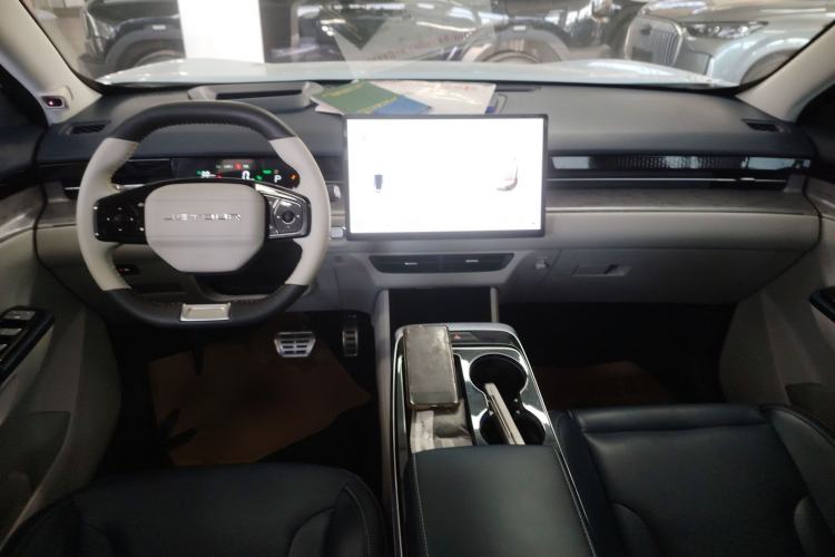 Used JETOUR Dashing i-DM 2023 1.5T DHT Lightning 02
