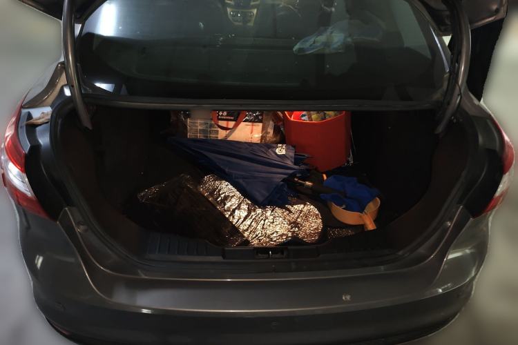 Used Ford Focus 2012 Sedan 1.6L Manual Fashion Edition Trunk