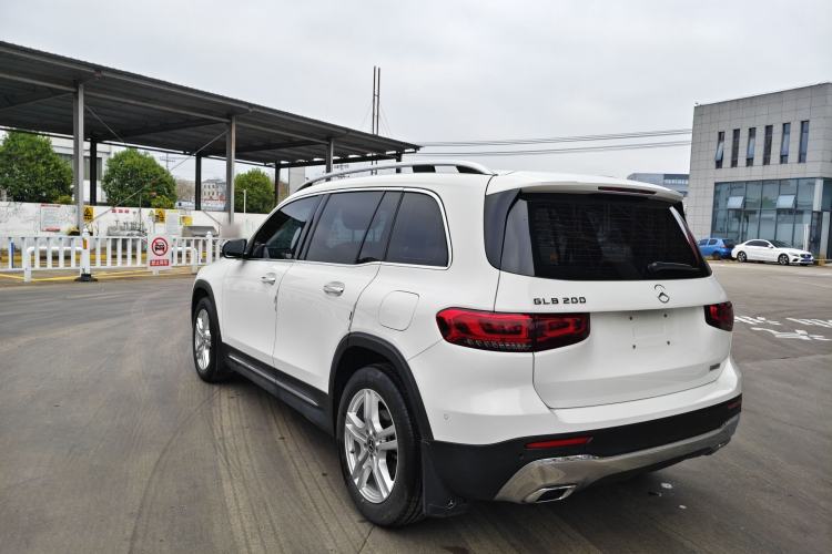 Used Mercedes-Benz GLB 2022 Refresh GLB 200 Dynamic Edition Exterior 5