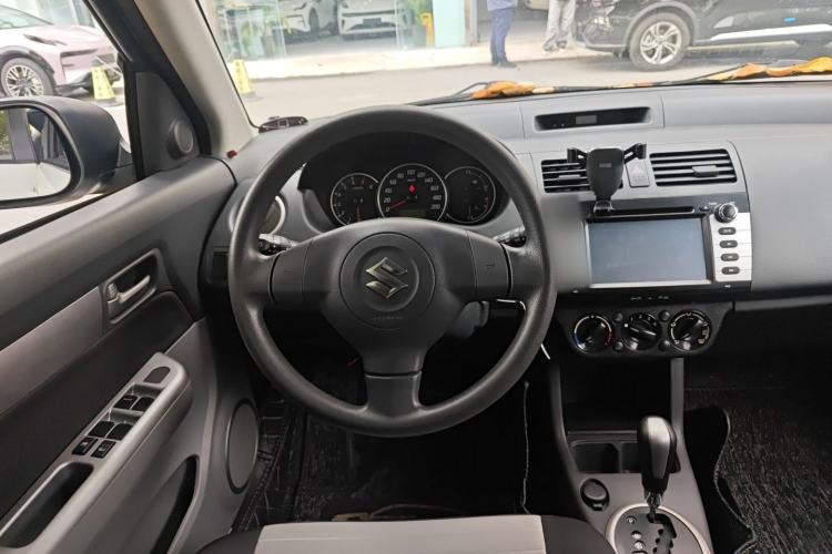 Used Suzuki Swift 2014 1.5L Automatic Fashion Edition