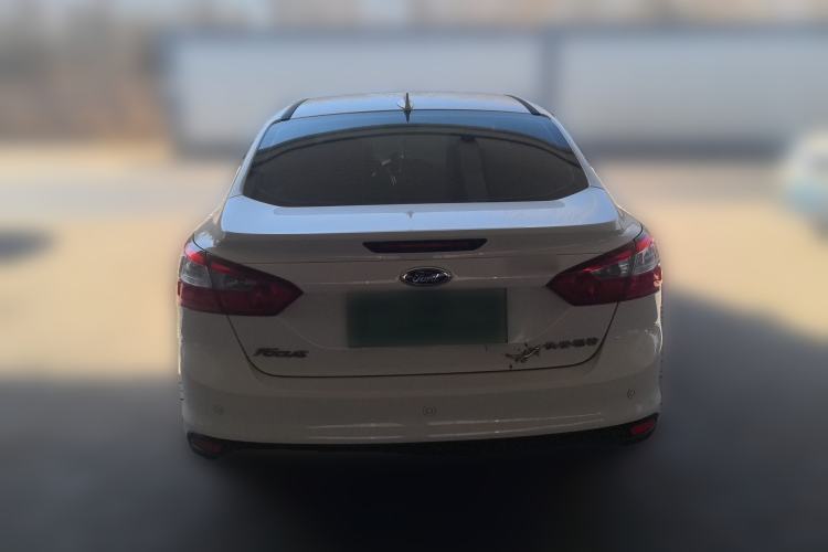 Used Ford Focus 2012 Sedan 1.6L Manual Fashion Edition
