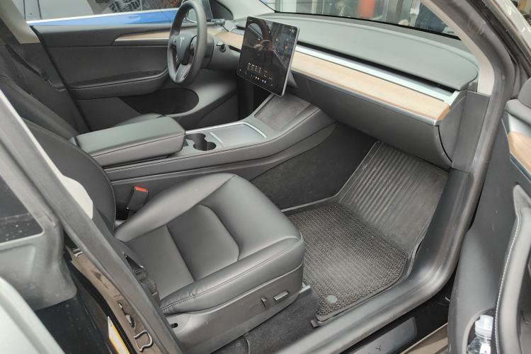 Used Tesla Model Y 2021 Performance High-Performance All-Wheel-Drive Version
