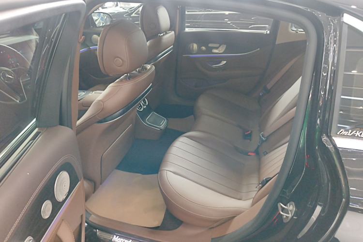 Used Mercedes-Benz E-Class 2022 Second Facelift E 300 L Luxury Edition
