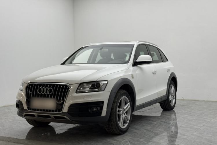 Used Audi Q5 2017 Plus 40 TFSI Technology Model