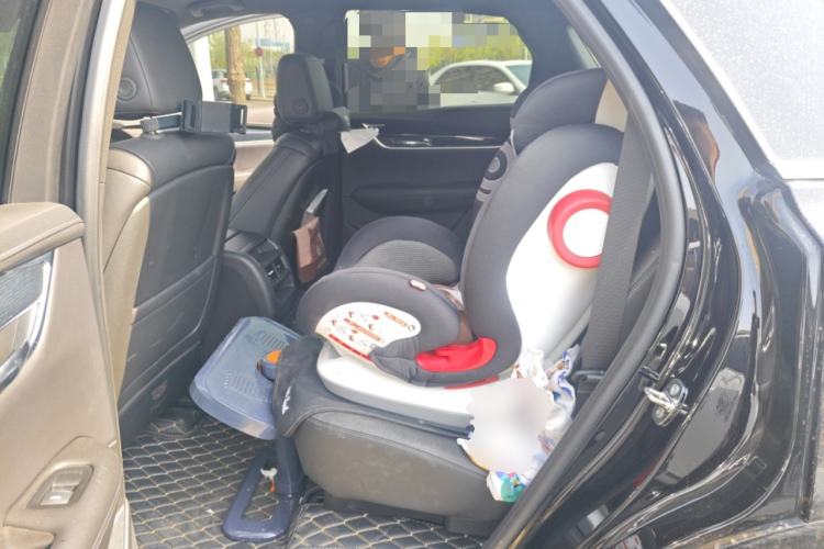 Used Cadillac XT5 2024 2.0T Two-Wheel Drive Fashion Edition Left Rear Seat