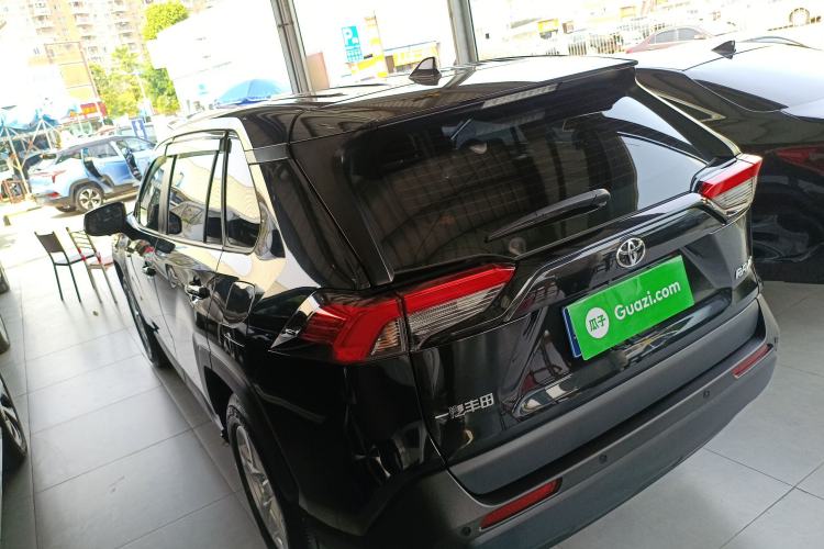 Used Toyota RAV4 2024 2.0L CVT Two-Wheel Drive Urban Edition