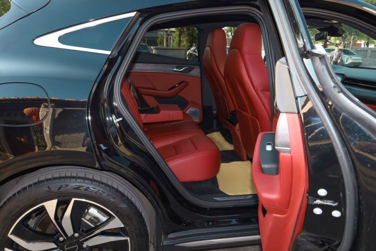 Used SERES SF5 2021 Four-Wheel Drive Freedom Expedition Edition
