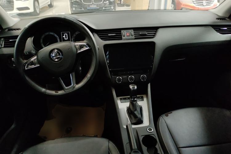 Used Skoda Octavia 2022 1.5L Automatic Comfort Edition