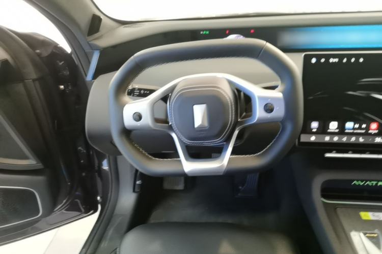 Used Avatr 12 2026 Ultra Pure-Electric All-Wheel-Drive Version Steering Wheel