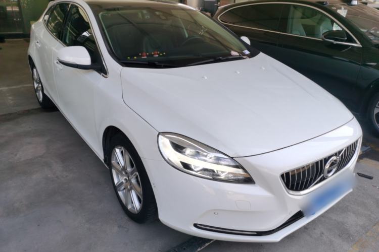 Used Volvo V40 2017 T3 Zhiya Edition