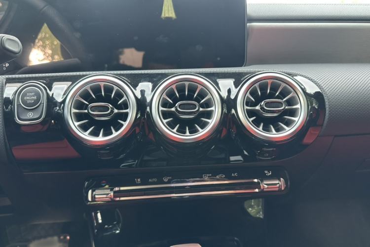 Used Mercedes-Benz A AMG 2025 AMG A 35 L 4MATIC Audio And AC Panel