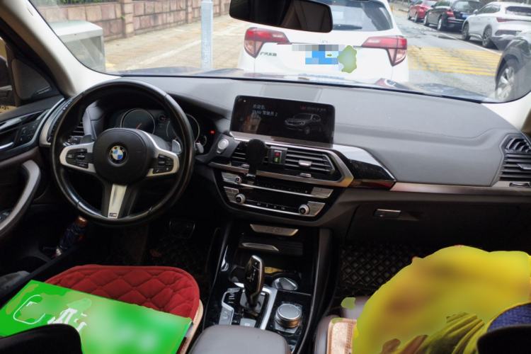 Used BMW X3 2018 xDrive28i M Sport Package China V Emission Standard Center Console