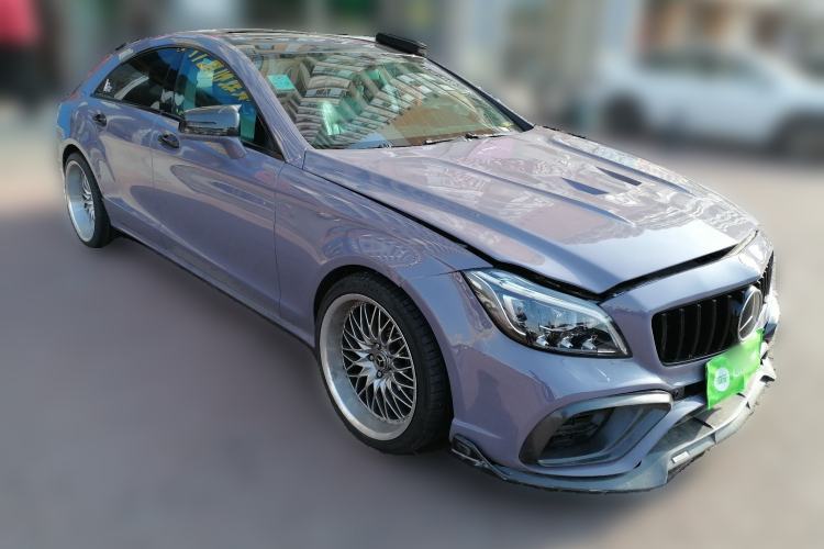 Used Mercedes-Benz CLS 2012 CLS 300 CGI Front Right 45 Deg