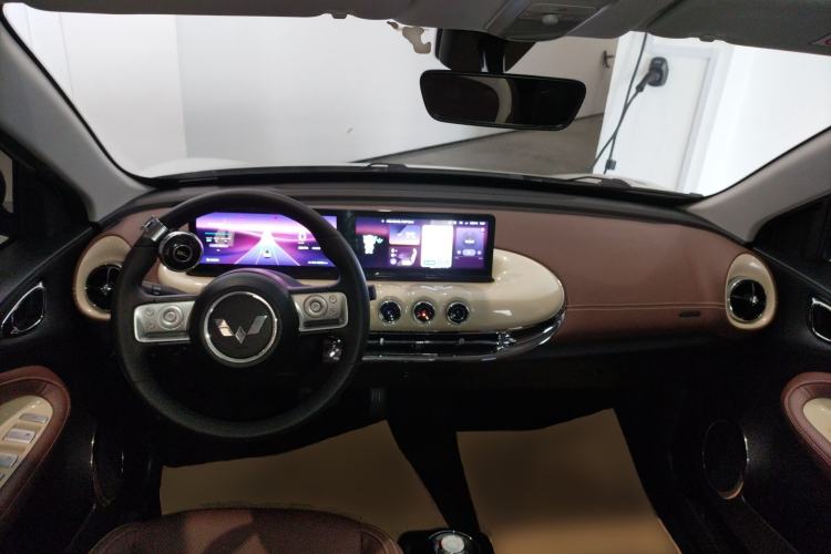 Used Wuling Bingo 2023 333 km Lingxi Connected Version
