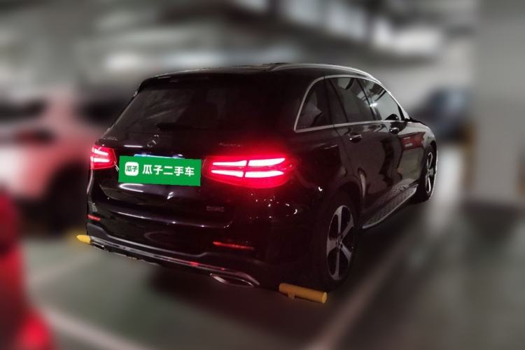 Used Mercedes-Benz GLC 2018 GLC 260 4MATIC Luxury Model
