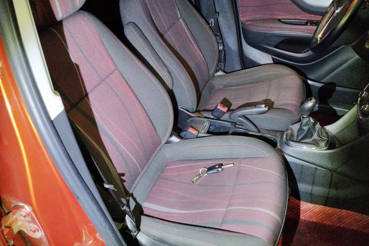 Used Buick Encore 2014 1.4T Manual Two-Wheel Drive Urban Advanced Model
