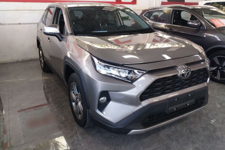 Used Toyota RAV4 2021 2.0L CVT Two-Wheel Drive Fashion PLUS Edition