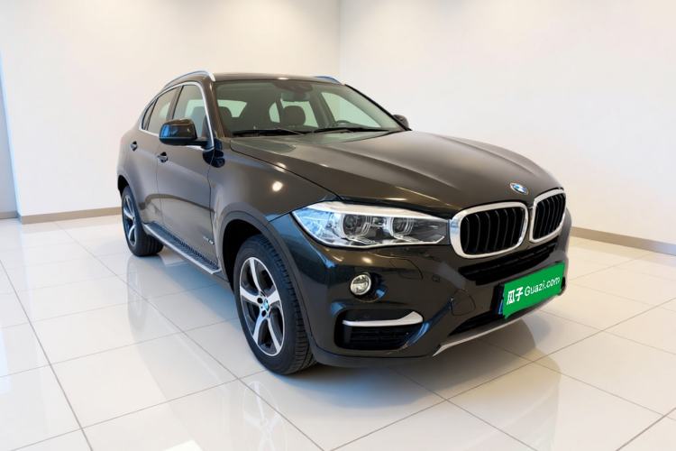 Used BMW X6 2015 xDrive35i Luxury Edition Front Right 45 Deg