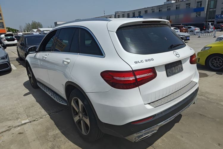 Used Mercedes-Benz GLC 2016 GLC 300 4MATIC Dynamic Model
