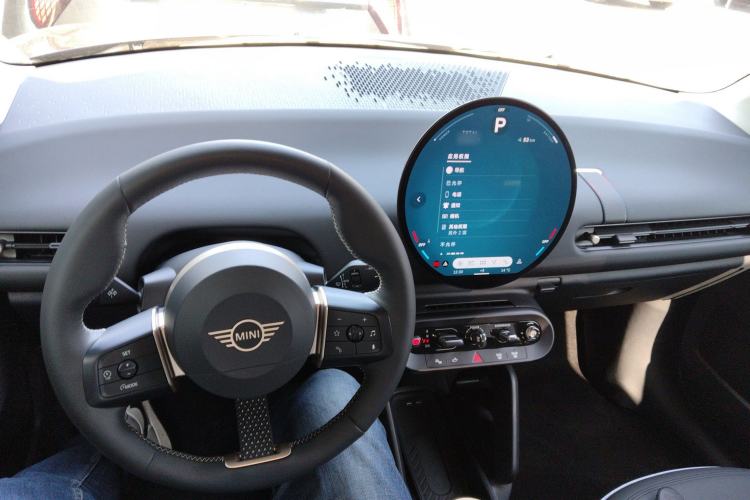 Used MINI Electric MINI COOPER 2024 456km COOPER E Classic Edition