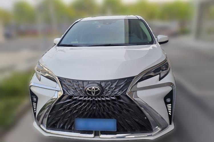 Used Toyota SIENNA 2024 2.5L Hybrid Comfort Edition Front