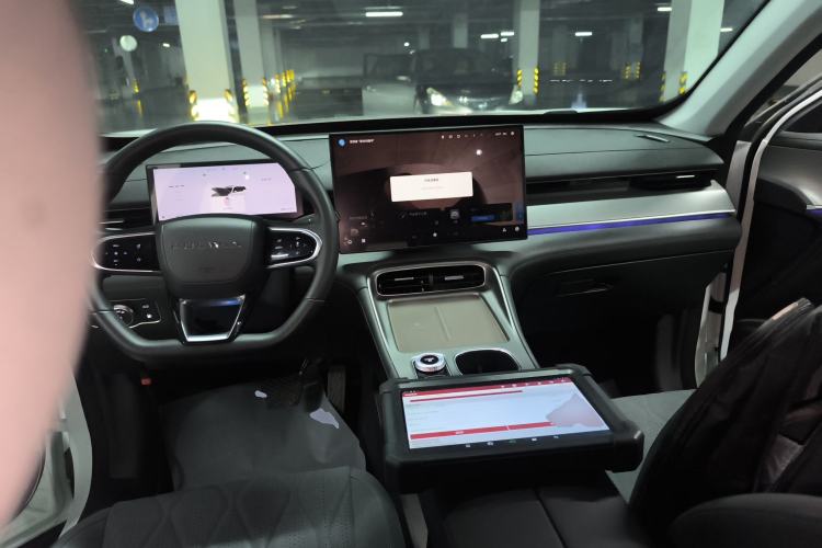 Used Chery Fengyun T8 2025 1.5T 130 km Luxury Edition 5-Seater
