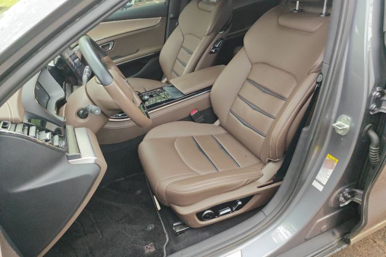 Used BYD Han 2020 DM Four-Wheel Drive Performance Edition Luxury Model Left Front Seat