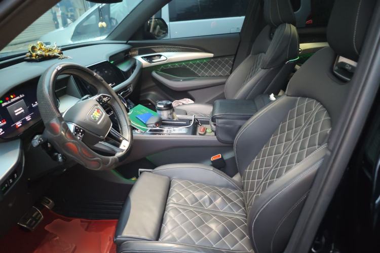 Used Audi Q6 2024 45 TFSI quattro Qiyun Edition Flying Rider Package 6 Seats Left Front Seat