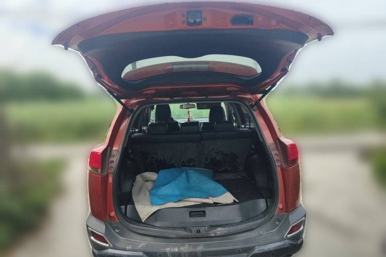 Used Toyota RAV4 2013 2.5L Automatic 4x4 Elite Edition Trunk