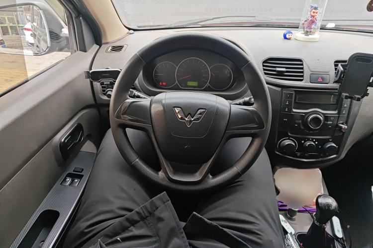 Used Wuling Hongguang 2015 1.5L S Basic Version China V Standard