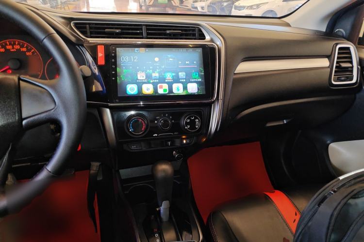 Used Honda Greiz 2016 1.5L CVT Classic Edition Center Console